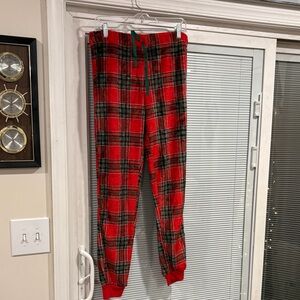 Secret Treasures Red and Green Plaid Sleepwear bottoms